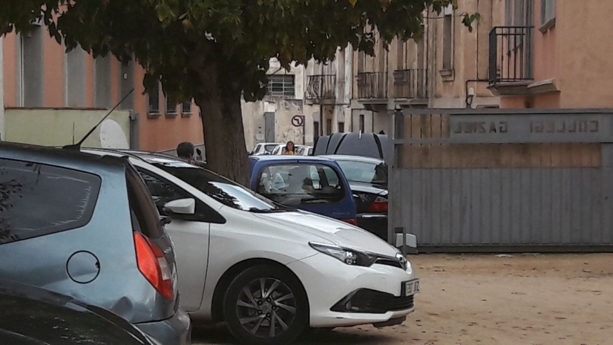 Un rumor sobre l'arribada de la Guàrdia Civil a Sant Feliu va fer formar "barricades" de vehicles a mitja tarda al Gaziel (TG) 1-O